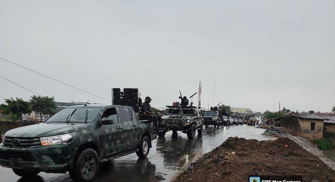 Security team recovers rifle, ammunition from fleeing passenger in Kogi -Zagazola Makama 