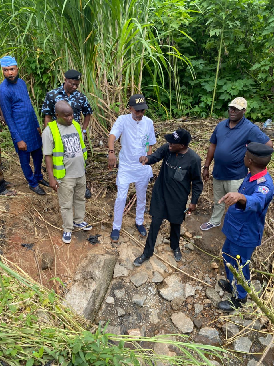 ONDO STATE GOV’T SWINGS INTO ACTION AS HON. WELLINGTON ADEBAWO LEADS TEAM TO ASSESS LANDSLIDE IN AKOKO SOUTH-WEST [PHOTOS]
