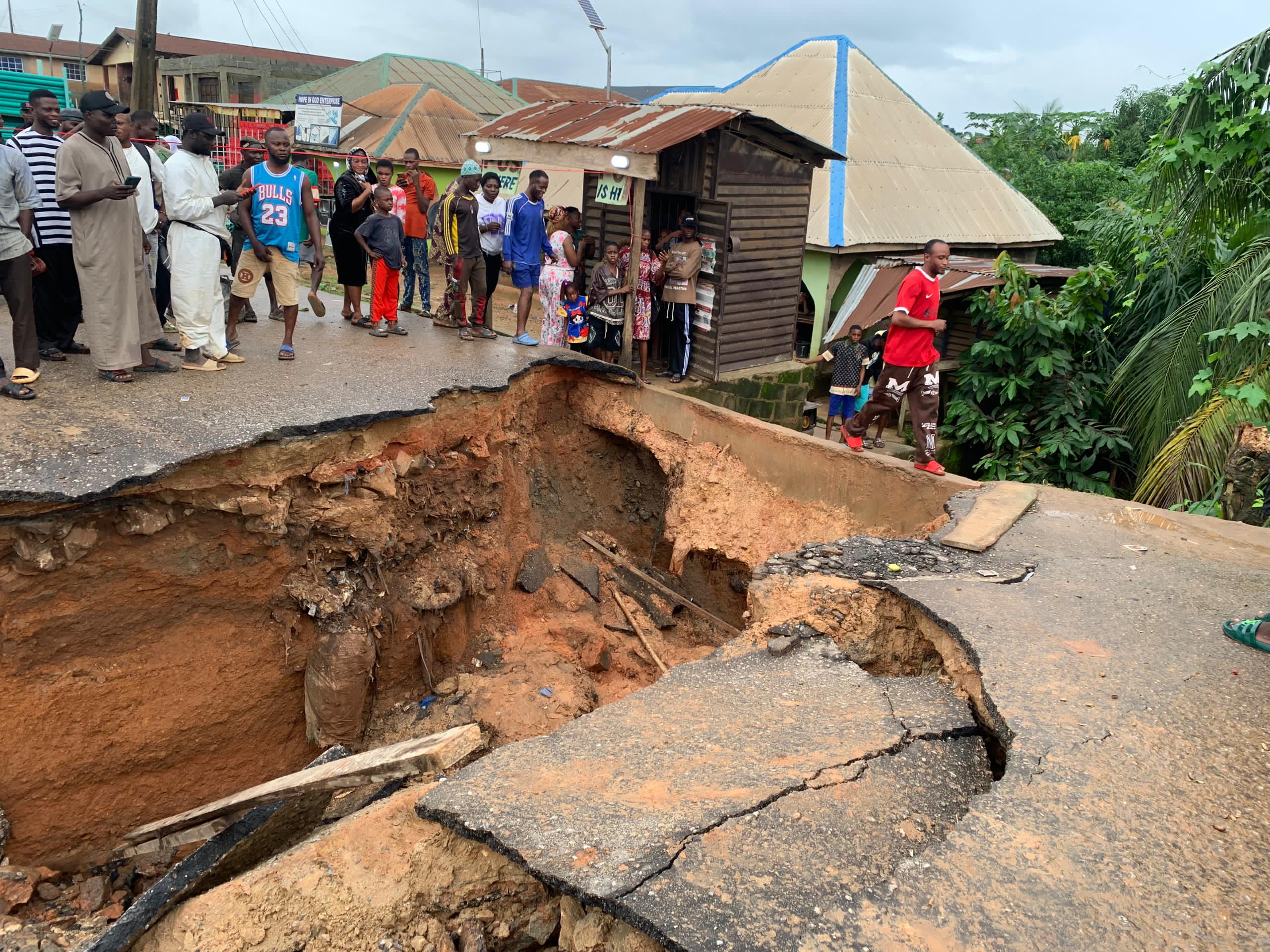 Gov Aiyedatiwa’s Aide, Hon. Wellington Adebawo, ODSEMA Team Visit Landslide Site in Ore, Assure Residents of Immediate Government Intervention [Photos]