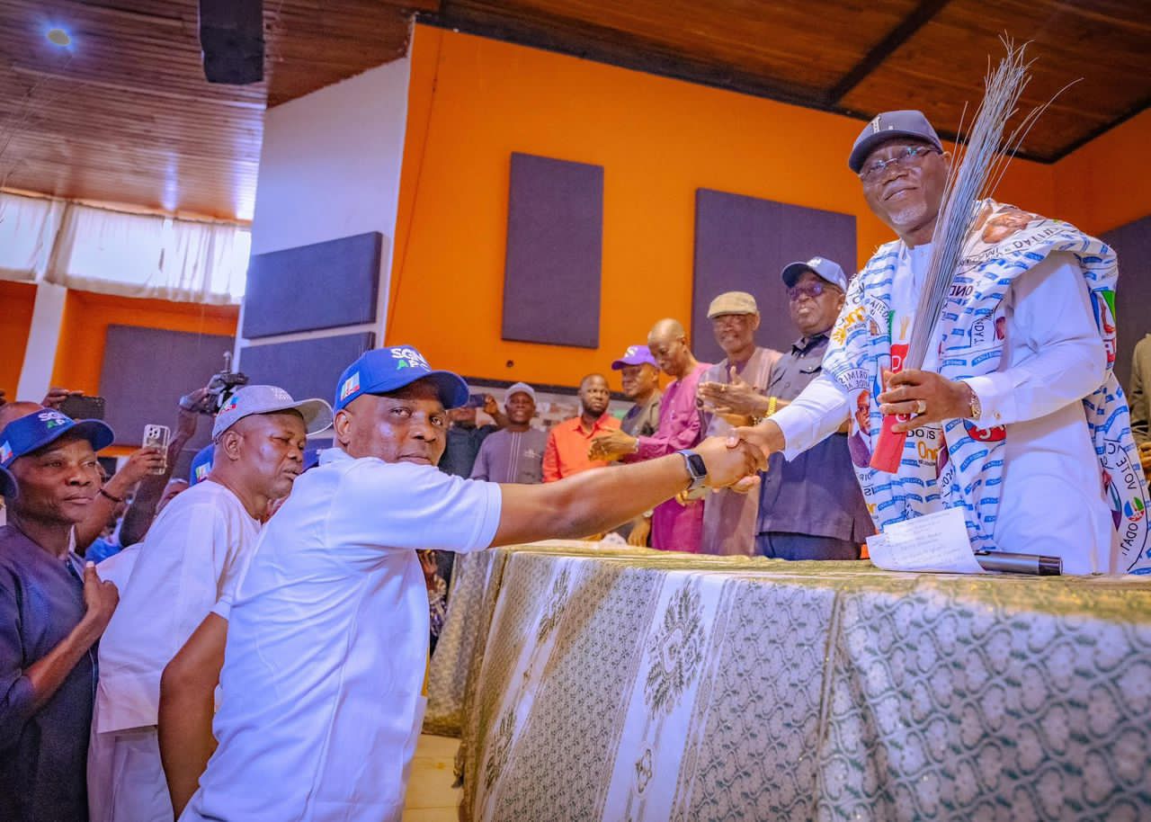 Dayo Awude, Dele Ogunbameru and Other Coalition Frontliners Decamp to APC, Pledge Support and Allegiance to Gov. Lucky Aiyedatiwa-led Administration